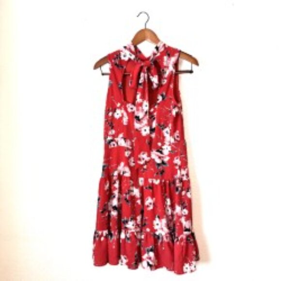 Elle Red Floral Sleeveless Bow Back Dress | Spring Brunch Party Look | Size M - Picture 2 of 4